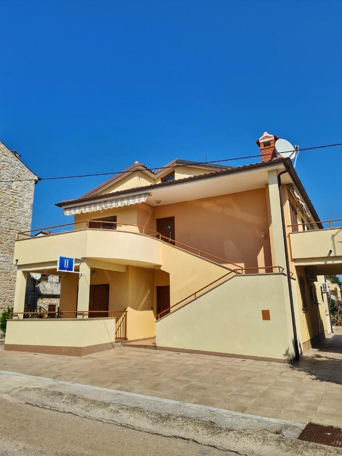 Novigrad Istria Apartment Manuel מראה חיצוני תמונה